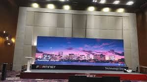 VM LED Screens and Projector Rental