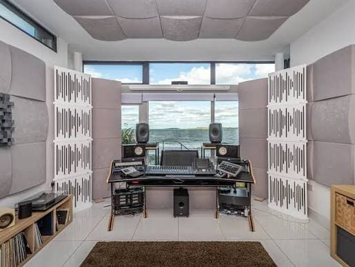 V Acoustics